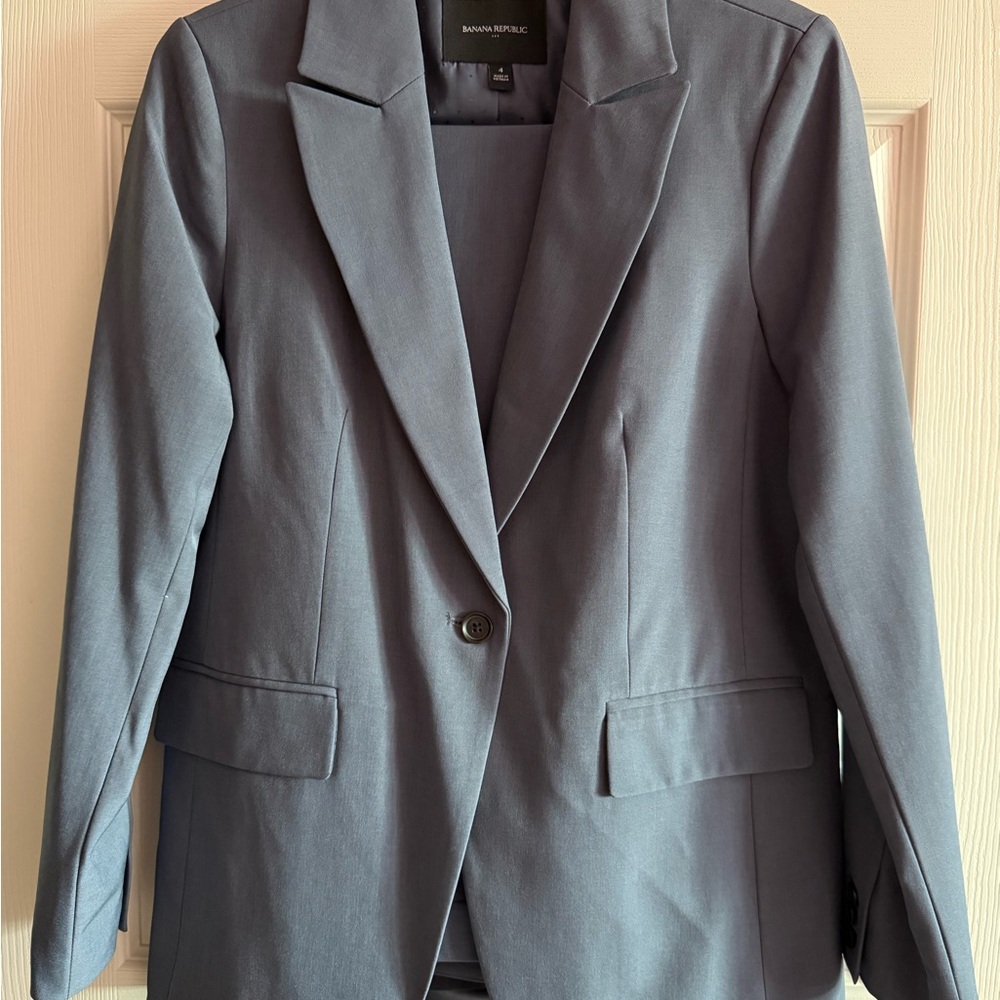 Banana Republic Charcoal Blazer